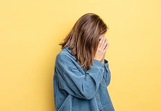 Полицията в Перник задържа трима мъже за рекет и незаконно