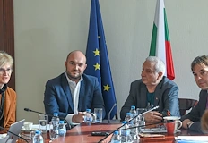 Работна група с проф Огнян Герджиков рестартира модернизацията на търговското