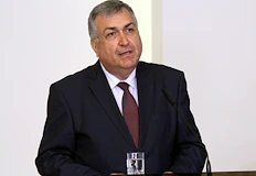 Президентът се стреми към авторитарна форма на управление заяви бившият