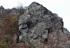 Трафикът е затруднен в района на Малкия тунел полиция регулира