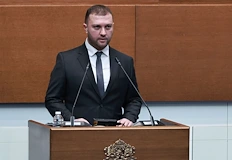 Парламентарната група на Алианс за права и свободи остана с