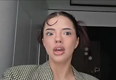 Хейтърските коментари не бяха причината за съмненията ми дали да