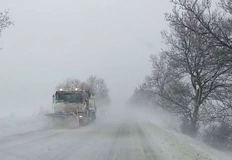 Без ток са град Ветово и село ПисанецОбилен снеговалеж затвори
