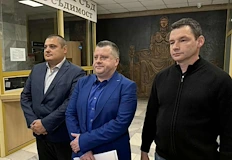 Задържани са двама души за заснемане на клипове с изтезания