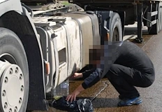 Крадци изпразниха резервоарите на три товарни автомобила на улица Пристанищна Неизвестни