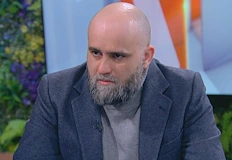 Анализаторът прогнозира военен конфликт но икономическата логика сочи към дипломатически