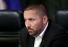 Платформата предвижда облагане на банките и радикална съдебна реформаБащата на