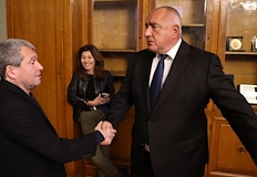 Журналистът анализира метаморфозата на партията от антисистемна в клиентелисткаЖурналистът Иван