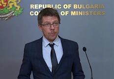 Бившият вицепремиер премина в атака срещу институциите Само броени дни