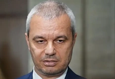 Лидерът на Възраждане обвърза ПП ДБ с тройното убийство на