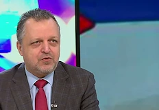 Преместени тела и панически опит за палеж прикриват следите край