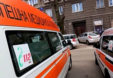 22 годишният покойник и майка му убедили лекар от село