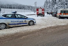 Преписката за паравоенна дейност и блудство е прехвърляна между три