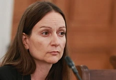 Комисията проверява жалбите докато КЕВР анализира електромеритеСлужебният министър на икономиката