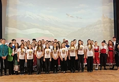 СУ Христо Ботев събра ученици учители и официални гости за