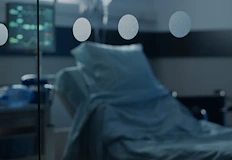 Осемгодишният Лиу Чукси се събуди след 55 дни в безсъзнаниеОсемгодишен