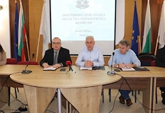 Свинекомплексите са под строг контрол откриха антитела при диви свинеСитуацията