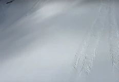 Инцидентите са станали извън маркираните писти в Трентино и ЛомбардияЧерна