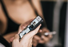 Дизайнът на платформата нарушава законите на ЕС и застрашава здраветоЕвропейската