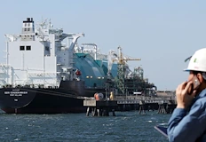 Пазарът преминава към изобилие докато САЩ и Катар заливат Европа