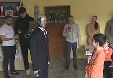 Първият български хуманоид вдъхнови учениците да мислят критично за бъдещетоПървият