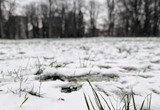 НИМХ предупреждава за драстична температурна аномалия и опасно време в