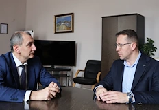 Министерството на здравеопазването замаза конфликта с уволнението на директора на