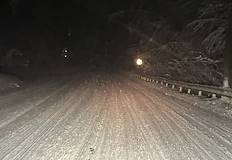 Пътищата са проходими при зимни условия но с десетки ограниченияЗимната