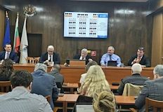 Местният парламент решава за изкупуване на ТИР паркинг за 10
