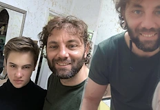 44 годишният Петко Топурски е нападателят който рани тежко дъщеря