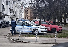 Новороденото е недоносено полицията провежда мащабно разследване в квартал Дружба
