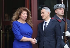 Държавният глава изисква структурата на новия служебен кабинет точно в