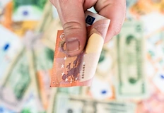 Потребителите са подали 9 000 жалби за 45 дни санкциите