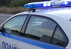 Неспазване на дистанция предизвика сблъсък между Фолксваген и Тойота в