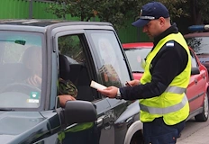 Мъжът е задържан за 24 часа след опит за подкупМъж