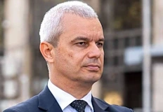 Костадин Костадинов обвини премиера че се крие от депутатите в