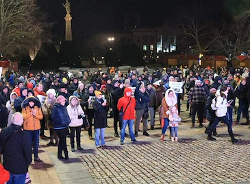 Русенци излязоха на протест срещу решение на Общинския съвет