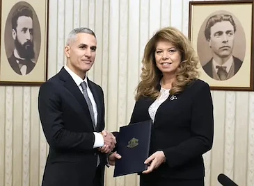 Андрей Гюров получи мандат за служебен премиер