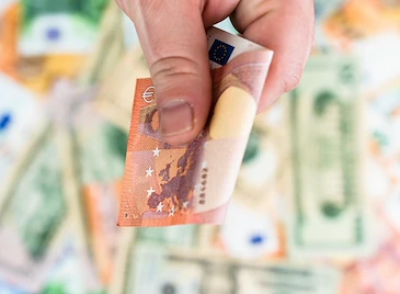 КЗП: 80% от сигналите са заради еврото