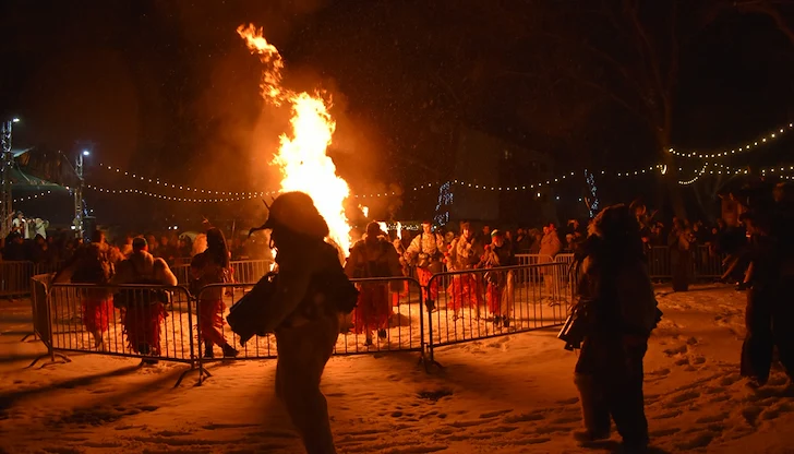 Близо 600 участници се включиха в празничните събития Близо 600 участници се включиха в празничните събития