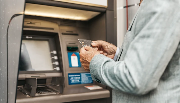 Финансовите институции търсят нови канали за печалба Финансовите институции търсят нови канали за печалба