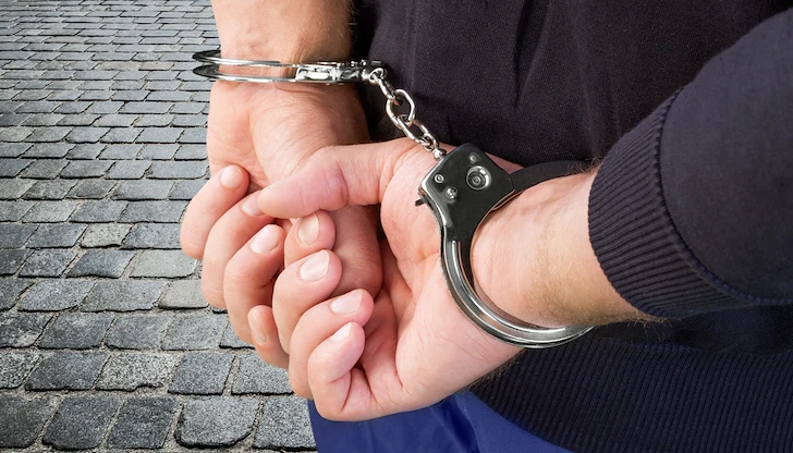 Четирима нашенци са задържани край Фарсала за отвличания и системна експлоатация Четирима нашенци са задържани край Фарсала за отвличания и системна експлоатация