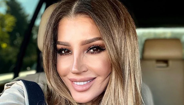 Певицата отправи прощални думи в социалната мрежа Певицата отправи прощални думи в социалната мрежа