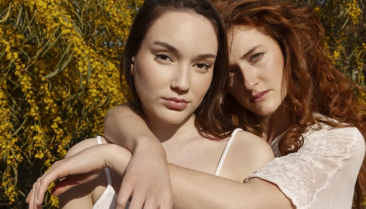 Хормоналните промени и липсата на витамини ускоряват косопада при жените Хормоналните промени и липсата на витамини ускоряват косопада при жените