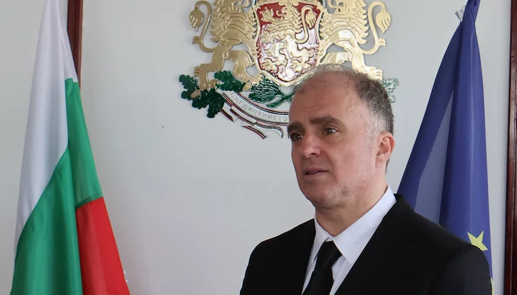 Служебният министър стартира серия от срещи, но без ясен финансов план Служебният министър стартира серия от срещи, но без ясен финансов план