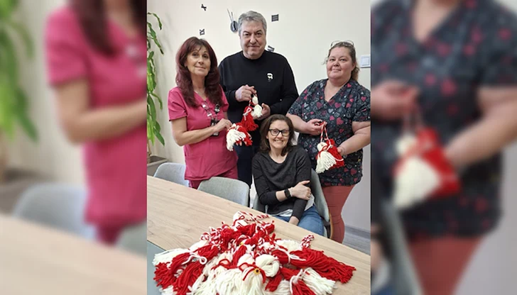 Мария Петракиева изненада всички отделения с жест на признателност Мария Петракиева изненада всички отделения с жест на признателност