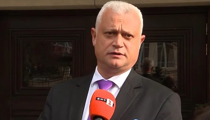 Служителите, разследващи трагедията в Петрохан, също ще бъдат отстранени Служителите, разследващи трагедията в Петрохан, също ще бъдат отстранени