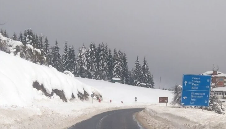 Трасето беше затворено заради снегопочистване Трасето беше затворено заради снегопочистване
