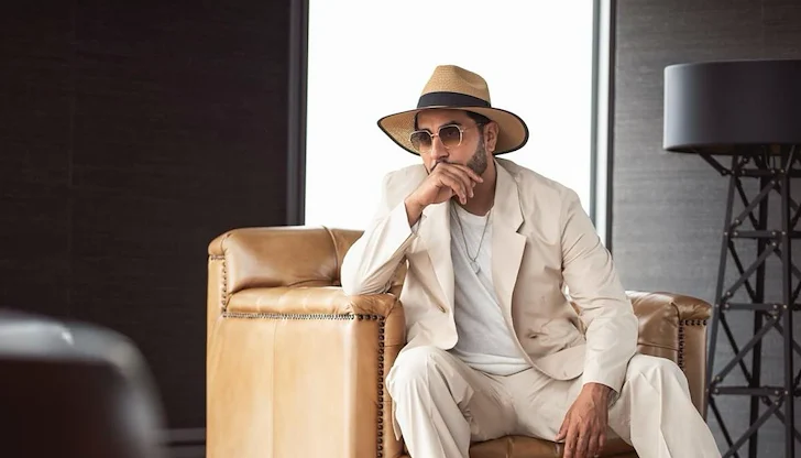 Явор Янакиев показа фактура за 2233 евро Явор Янакиев показа фактура за 2233 евро