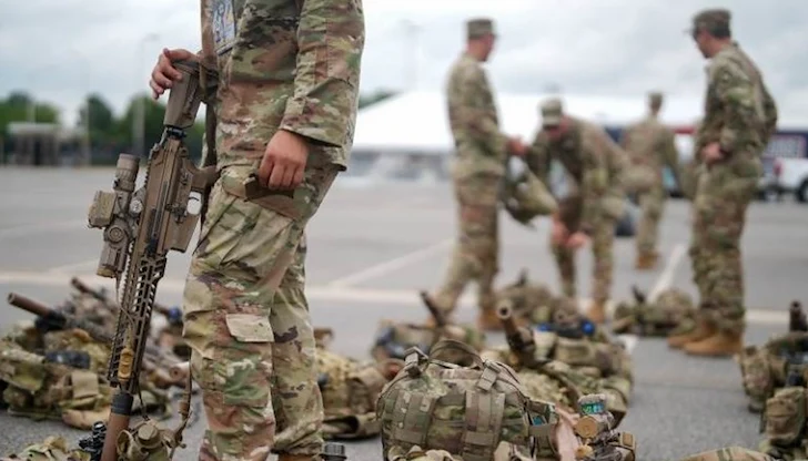 Близкият изток е в състояние на повишена тревога след мащабни въоръжени действия Близкият изток е в състояние на повишена тревога след мащабни въоръжени действия